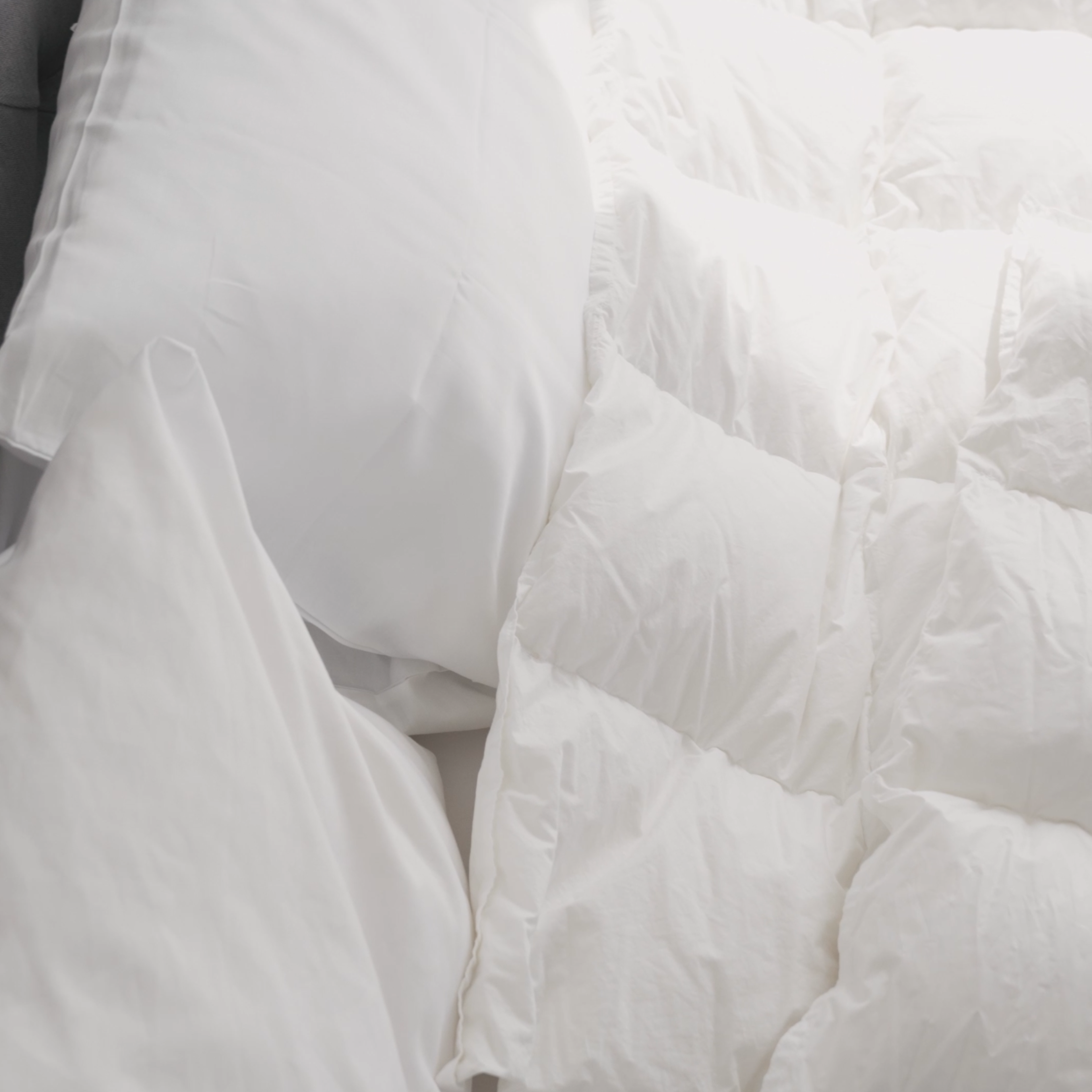 Lela Sleep SET - LELA Bettdecke, Deckenbezug & Kissenbezug, grau/weiß